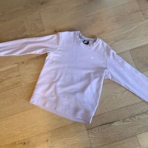 Nike Pastel Pink Crew Sweatshirt Women’s Size Medium with Subtle Stitching